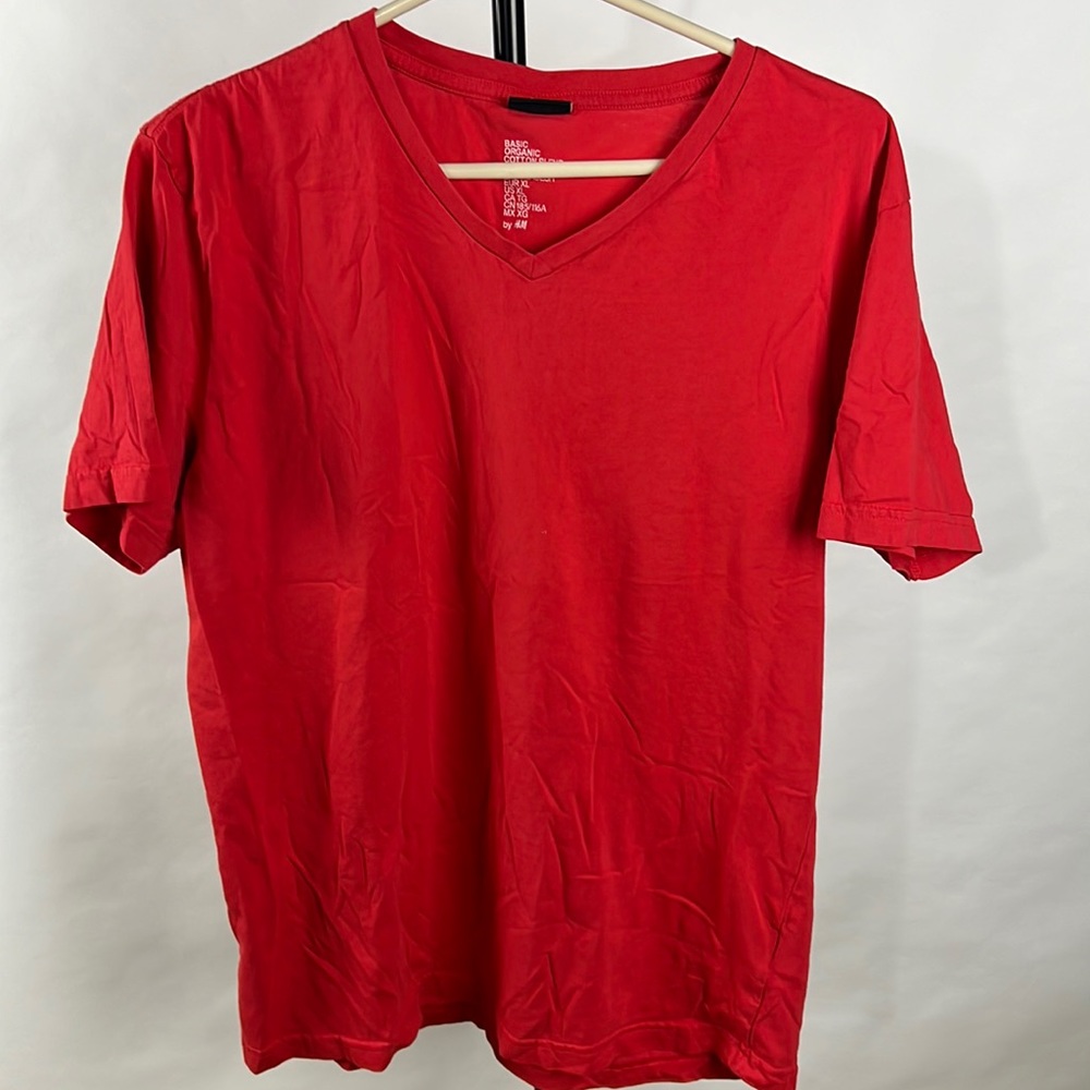 H&M Men’s Size XL Red Basic T-shirt